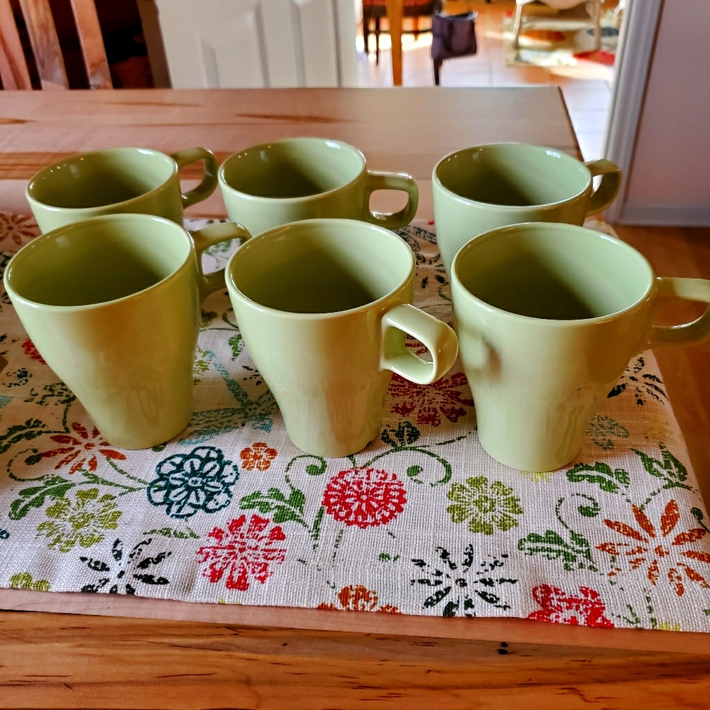6 IKEA mugs